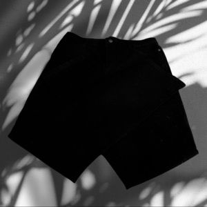 NWOT- BANDOLINO Women's AMY Black Stretch Denim Straight Leg  Size 12 NEW